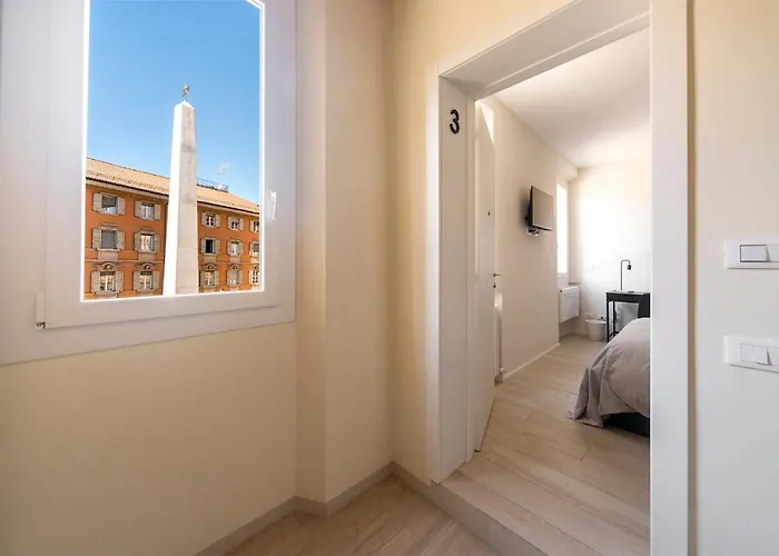 Reggio Center Lovely